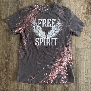 The Light Blonde Free Spirit Distressed T-Shirt Sz Small